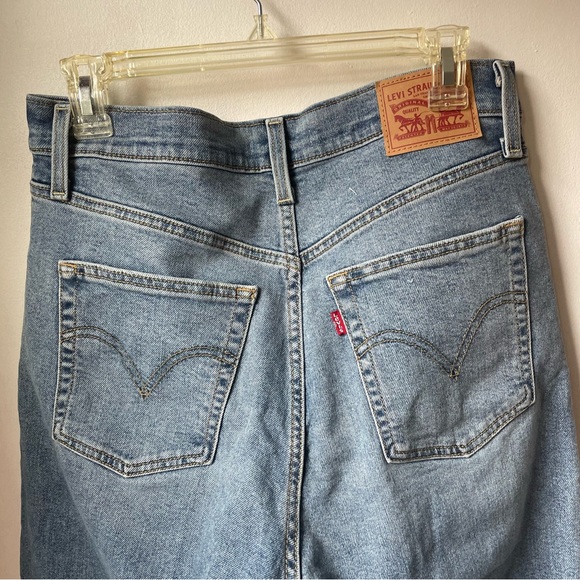 Levi Ribcage Straight NWOT - Picture 2 of 12